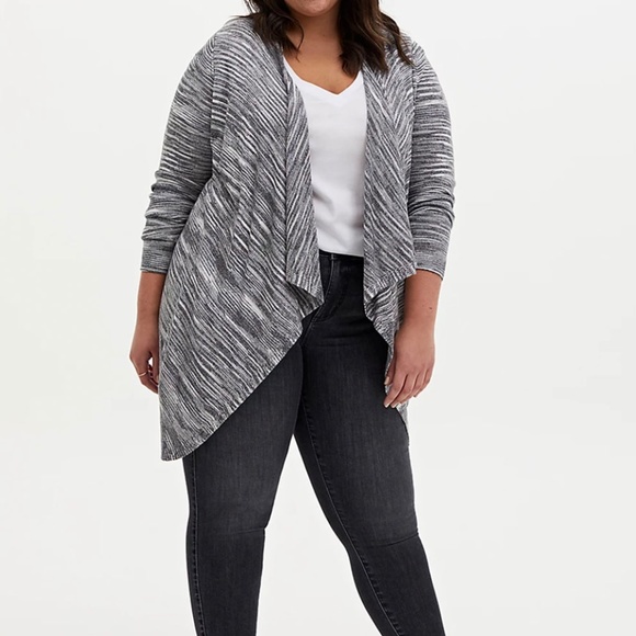 Torrid Black & White Stripe Space-Dye Cardigan 1X - Picture 8 of 9